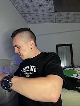 Snapshot of adam-rivera chatting on January 18, 12:35 am adam-rivera online show from January 18, 12:35 am