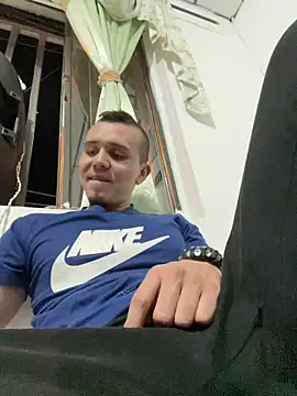 Snapshot of adam-rivera chatting on January 20, 2:32 am adam-rivera online show from January 20, 2:32 am