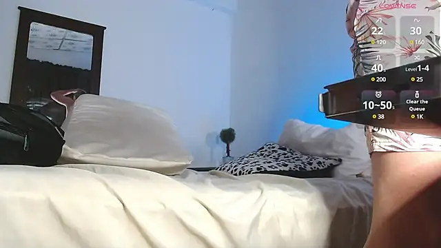 Snapshot of adam-rivera chatting on March 23, 1:53 am adam-rivera online show from March 23, 1:53 am