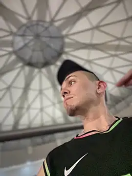 Snapshot of adam-rivera chatting on September 13, 2:33 am adam-rivera online show from September 13, 2:33 am