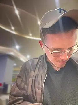 Snapshot of adam-rivera chatting on November 8, 2:45 am adam-rivera online show from November 8, 2:45 am