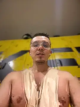 Snapshot of adam-rivera chatting on November 10, 9:03 pm adam-rivera online show from November 10, 9:03 pm