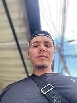 Snapshot of adam-rivera chatting on November 16, 5:07 pm adam-rivera online show from November 16, 5:07 pm