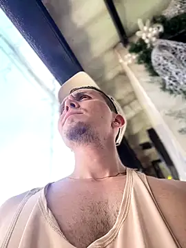 Snapshot of adam-rivera chatting on December 3, 5:00 pm adam-rivera online show from December 3, 5:00 pm