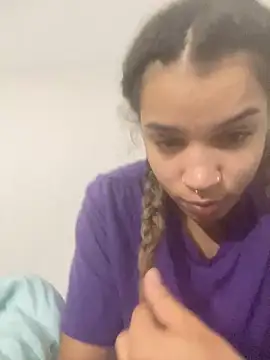 1prettygem online show from December 16, 9:46 am