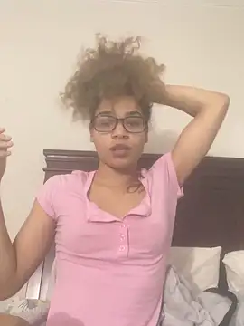 1prettygem online show from December 17, 3:50 am