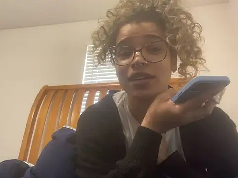 1prettygem online show from January 15, 2:02 pm