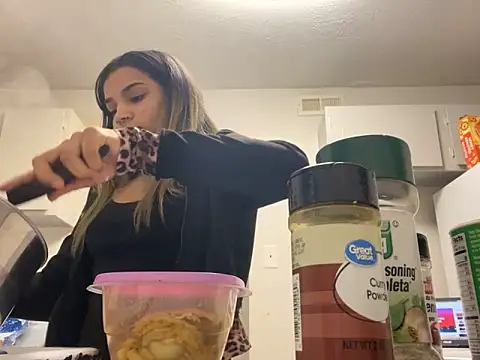 1prettygem online show from January 28, 10:01 pm