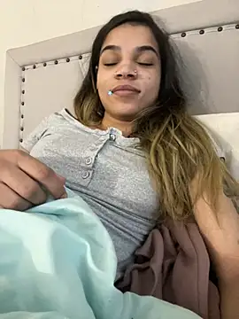 1prettygem online show from March 7, 11:05 pm