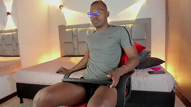 JEFFREY COTTOM online show from February 8, 3:31 pm