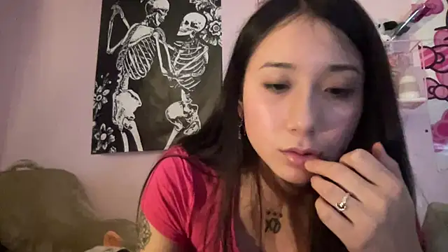 Snapshot of tokyobaby chatting on December 19, 6:12 am tokyobaby online show from December 19, 6:12 am