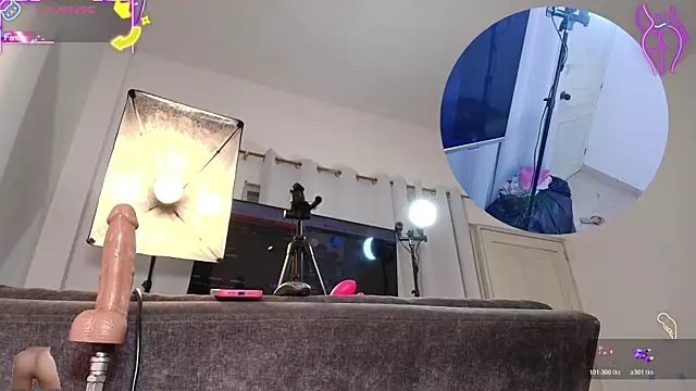 Snapshot of mia-brit chatting on February 18, 7:54 pm mia-brit online show from February 18, 7:54 pm