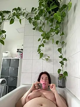Snapshot of Engel_mia chatting on May 14, 12:12 pm Engel mia online show from May 14, 12:12 pm