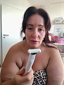 Engel mia online show from July 28, 11:17 am