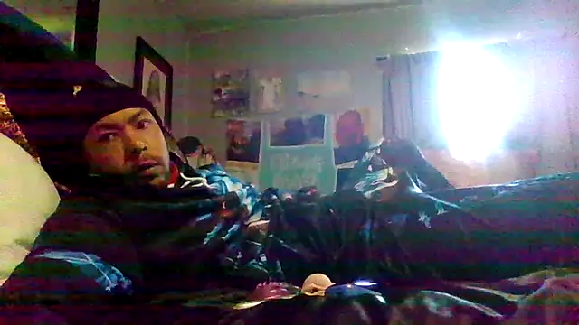 Snapshot of Creationmonster0 chatting on November 26, 6:31 pm Creationmonster0 online show from November 26, 6:31 pm