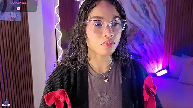 penelope tay1 online show from May 3, 3:12 am