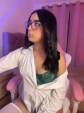 Emily-14 online show from November 12, 4:02 am