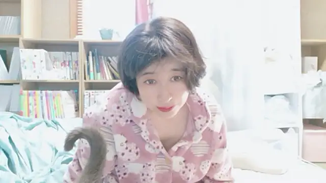 Snapshot of morikawa_sayaka chatting on May 31, 11:39 pm morikawa sayaka online show from May 31, 11:39 pm