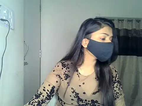 kritikadoll online show from March 26, 9:15 am