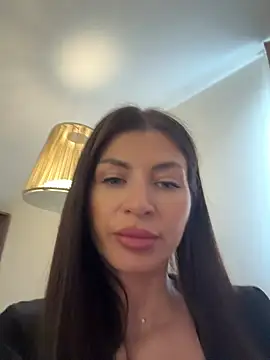 sweetndcrazy online show from March 14, 9:04 am