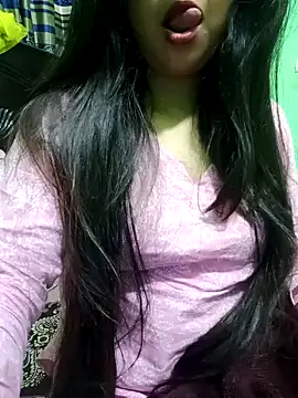 Snapshot of Fuck_Girl_Nuri chatting on January 2, 12:24 pm Fuck Girl Nuri online show from January 2, 12:24 pm