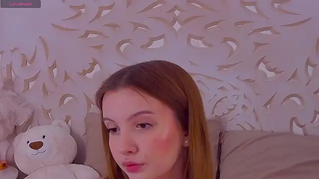 EvansMilana online show from February 13, 6:38 pm