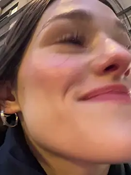 Mia Mia M online show from February 6, 2:42 pm