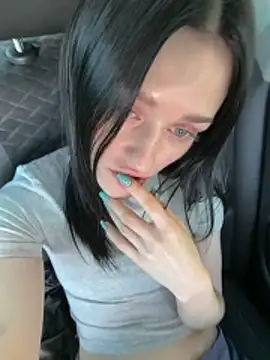 Snapshot of Mia_Mia_M chatting on June 19, 2:43 pm Mia Mia M online show from June 19, 2:43 pm