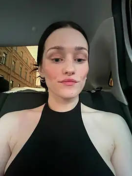 Mia Mia M online show from July 31, 4:06 pm