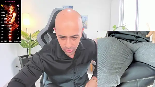 ryan master  online show from January 2, 4:13 pm