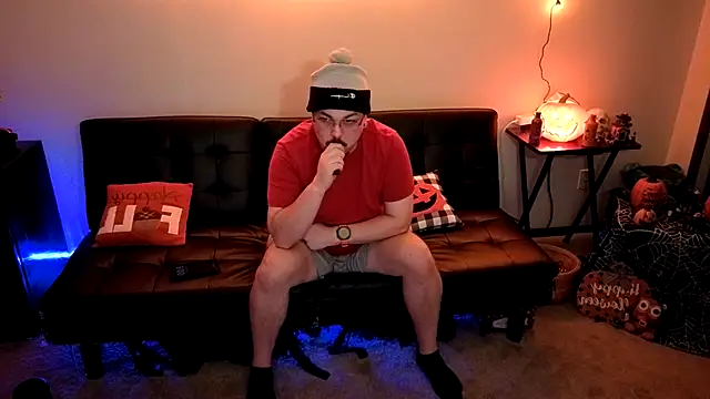 cmichaelxxx online show from October 17, 12:01 am