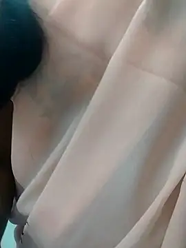 Snapshot of Telugu_magic_07 chatting on December 22, 3:11 pm Telugu magic 07 online show from December 22, 3:11 pm