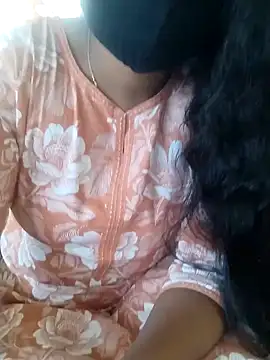 Snapshot of Telugu_magic_07 chatting on January 18, 7:49 am Telugu magic 07 online show from January 18, 7:49 am