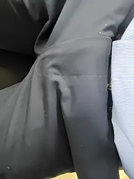 Snapshot of bananadick____ chatting on January 22, 7:46 am bananadick online show from January 22, 7:46 am