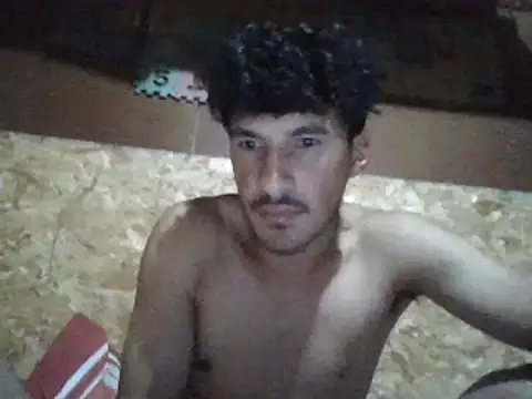 Snapshot of xxx-999 chatting on March 22, 4:35 am xxx-999 online show from March 22, 4:35 am