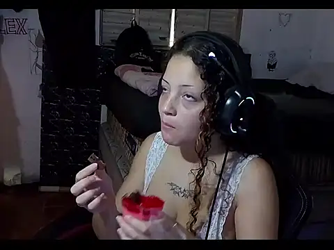 Morgana bat online show from April 7, 8:20 pm