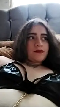 Yaz Moon online show from January 31, 9:59 pm