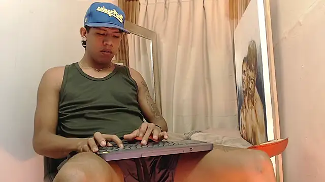 Snapshot of mr_stiven_ chatting on October 16, 3:18 am mr stiven  online show from October 16, 3:18 am