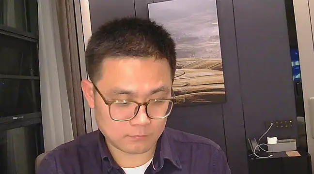 866532 online show from March 19, 1:29 pm