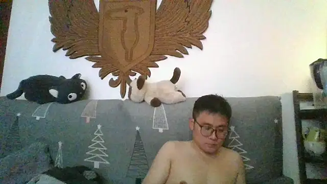 866532 online show from December 21, 4:58 pm