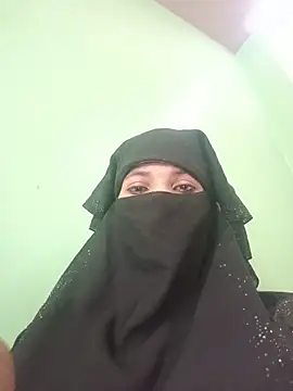 Snapshot of Aafreen_36 chatting on June 22, 3:25 am Aafreen 36 online show from June 22, 3:25 am