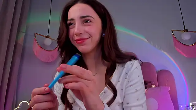 Snapshot of ElsaYoung chatting on February 12, 11:30 pm ElsaYoung online show from February 12, 11:30 pm