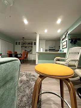 Texascoastedger online show from October 25, 9:06 am