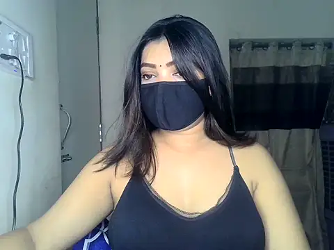 Snapshot of ishi_Beauty chatting on June 24, 4:55 am ishi Beauty online show from June 24, 4:55 am
