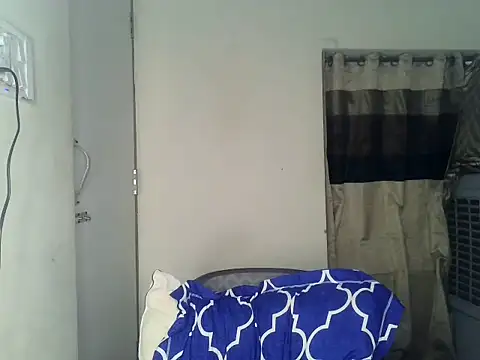 Snapshot of ishi_Beauty chatting on July 30, 4:33 am ishi Beauty online show from July 30, 4:33 am