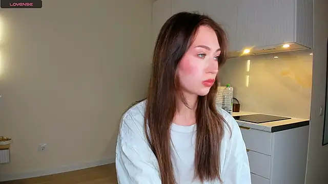 Snapshot of shellikeangel chatting on March 4, 3:59 pm shellikeangel online show from March 4, 3:59 pm