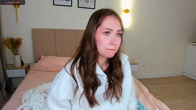 Snapshot of shellikeangel chatting on March 7, 4:33 pm shellikeangel online show from March 7, 4:33 pm