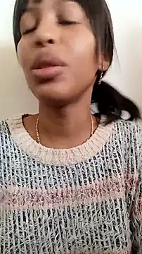 Snapshot of valkirya_7 chatting on October 14, 12:50 pm valkirya 7 online show from October 14, 12:50 pm