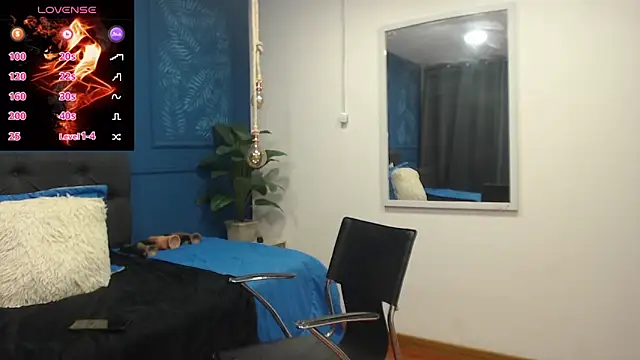 sasi luna online show from November 8, 8:18 pm