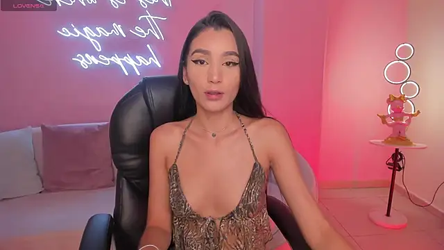 BellaCarteer  online show from November 9, 6:17 pm